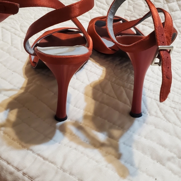 BCBG Red Heels - Picture 6 of 6